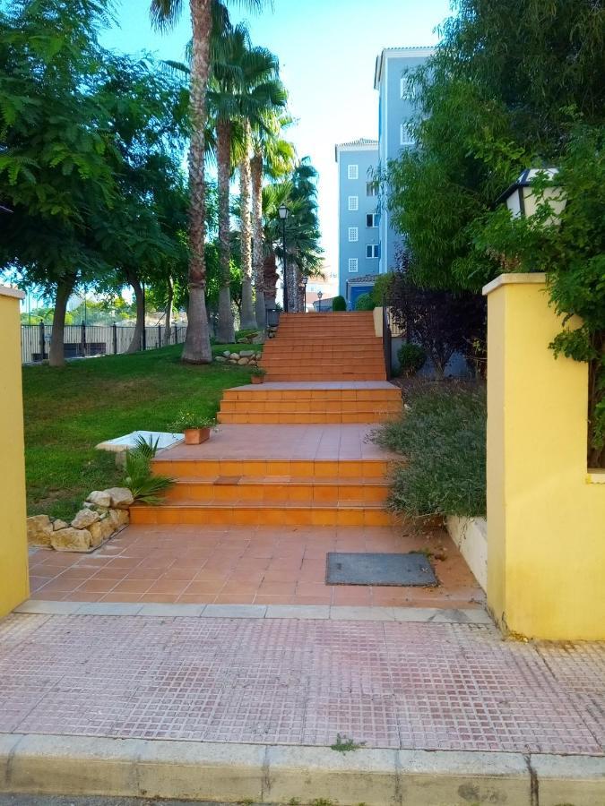 "Servall Host" Alicante 2 Piscines Et Parking Prive Mutxamel Exterior photo